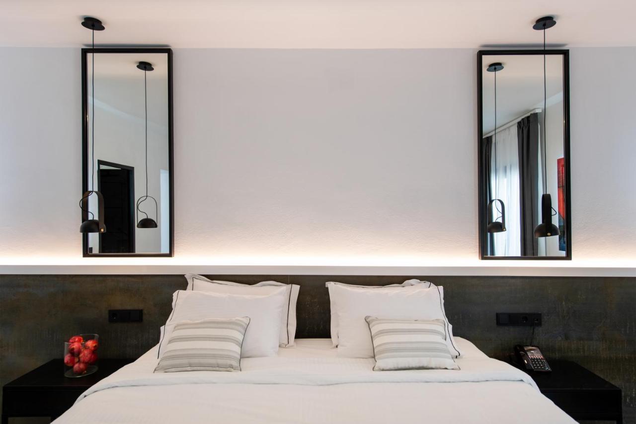 Central Boutique Hotel By Naoussa Hills Adults Only Buitenkant foto