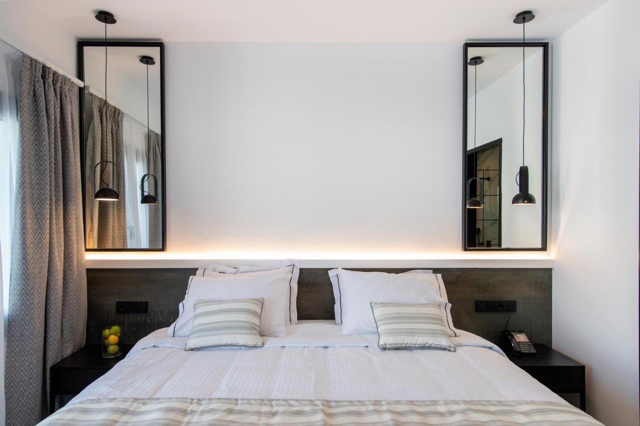 Central Boutique Hotel By Naoussa Hills Adults Only Buitenkant foto