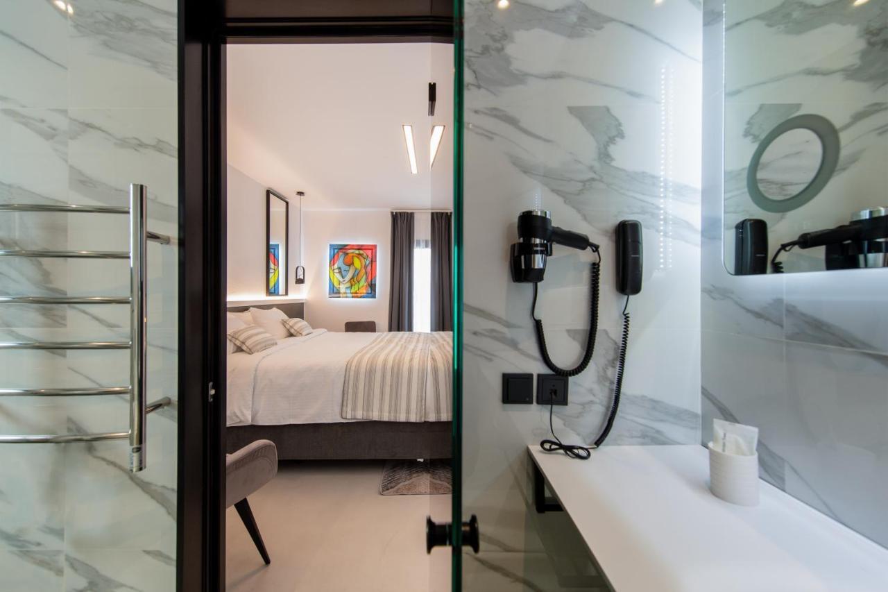 Central Boutique Hotel By Naoussa Hills Adults Only Buitenkant foto
