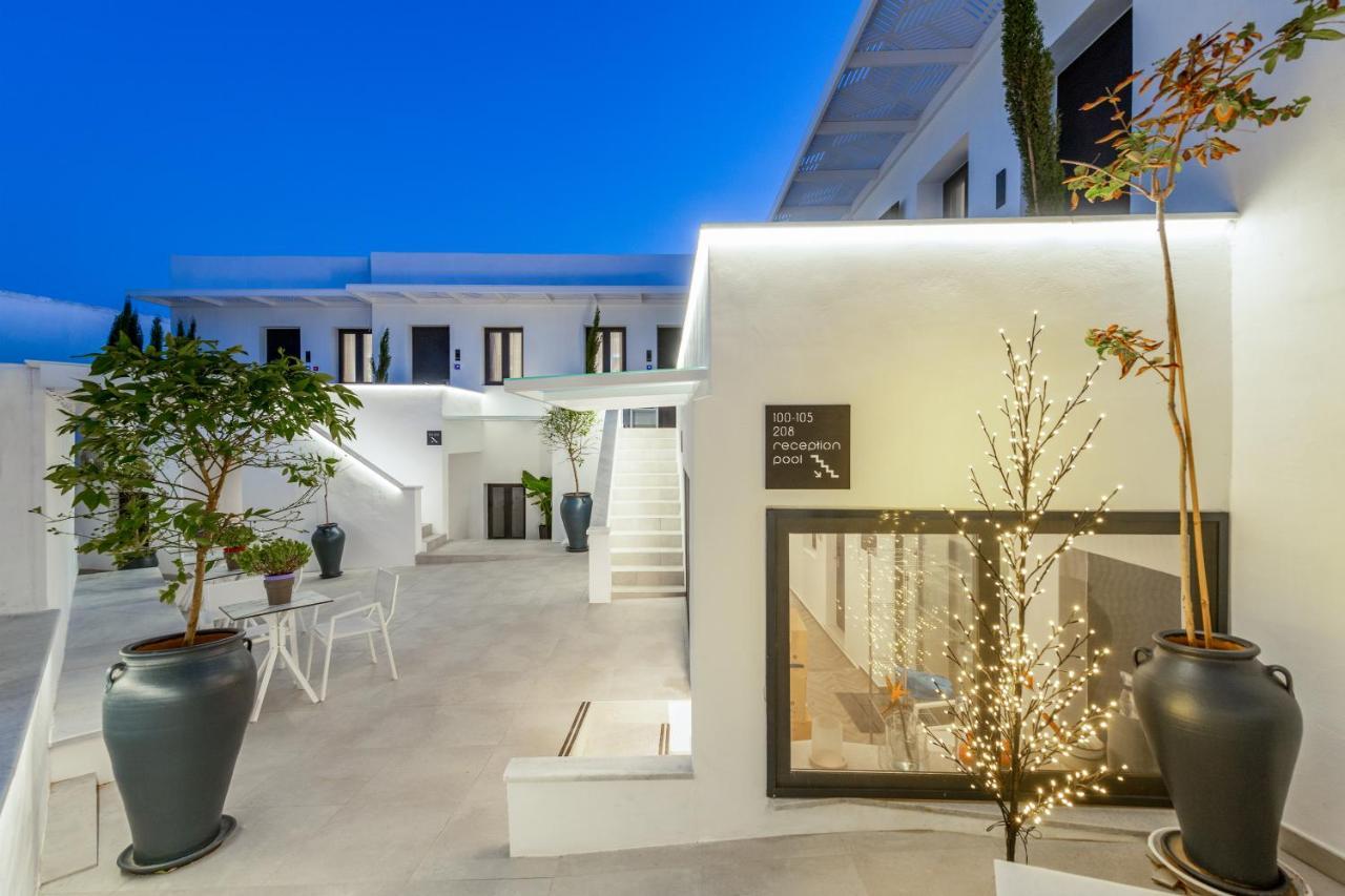 Central Boutique Hotel By Naoussa Hills Adults Only Buitenkant foto